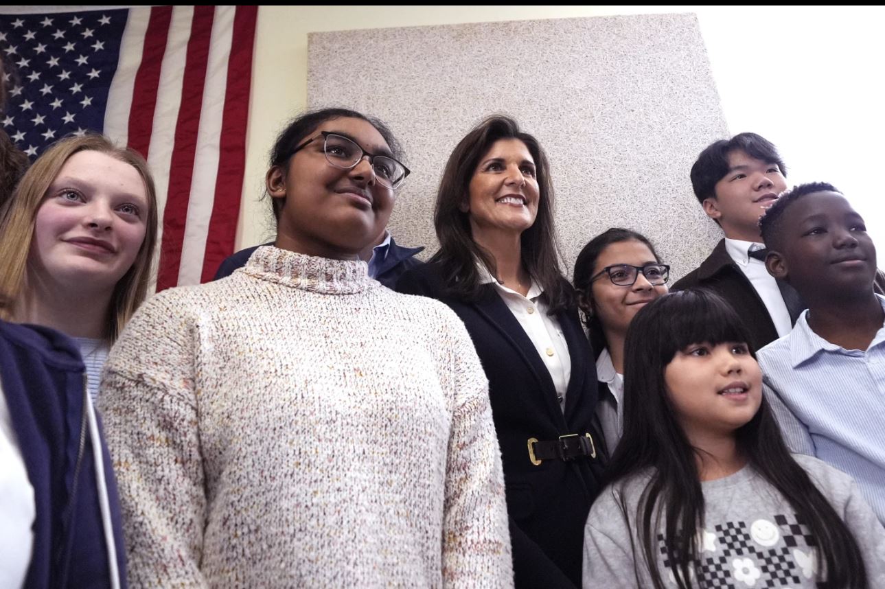 https://salarnews.in/public/uploads/images/newsimages/maannewsimage20012024_095002_nikki haley.JPG